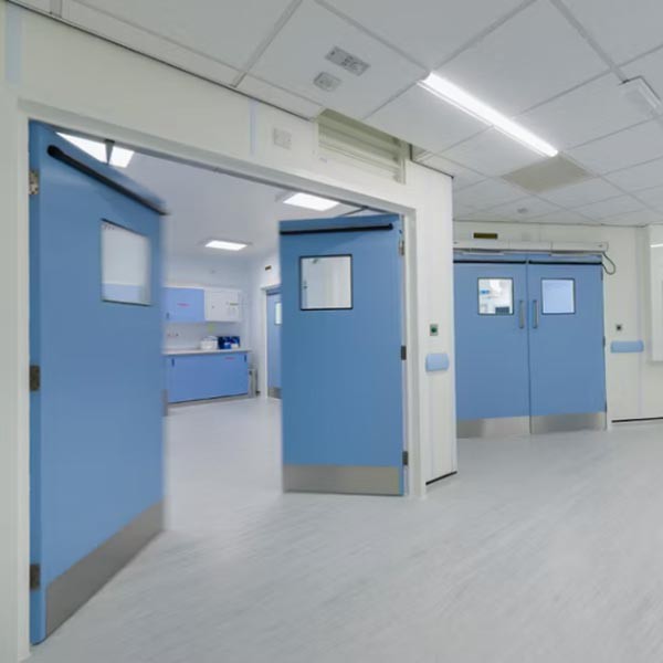 Pintu kamar bersih